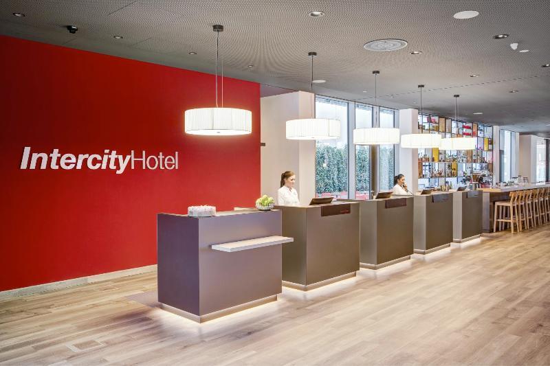 Intercityhotel Нізва Екстер'єр фото
