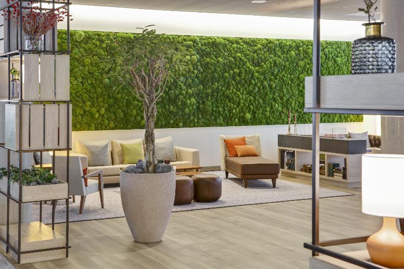 Intercityhotel Нізва Екстер'єр фото